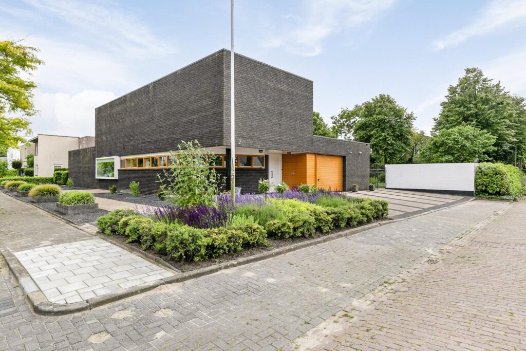J. Brasserstraat 11
