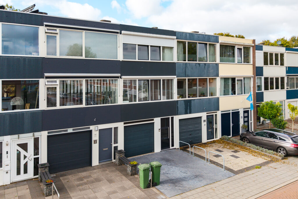 Amstelstraat 107